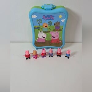 Peppa Pig Family and Friends Figure Set And Case